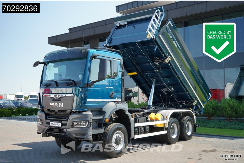 MAN TGS 33.480 TGS 6X6 11m3 KH-3-Way Kipper 6x6 Steel Suspension Automatic Big-Axle Euro 6 - Kravas automašīna pašizgāzējs: foto 1 MAN TGS 33.480 TGS 6X6 11m3 KH-3-Way Kipper 6x6 Steel Suspension Automatic Big-Axle Euro 6 - Kravas automašīna pašizgāzējs: foto 1