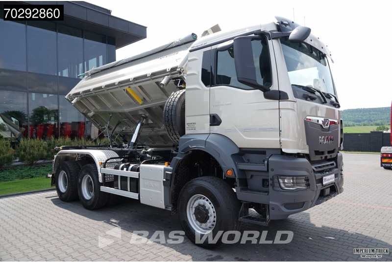 Jaunā Kravas automašīna pašizgāzējs MAN TGS 33.480 TGS 6X6 6x6 3-Way Kipper Big-Axle Euro 6: foto 13