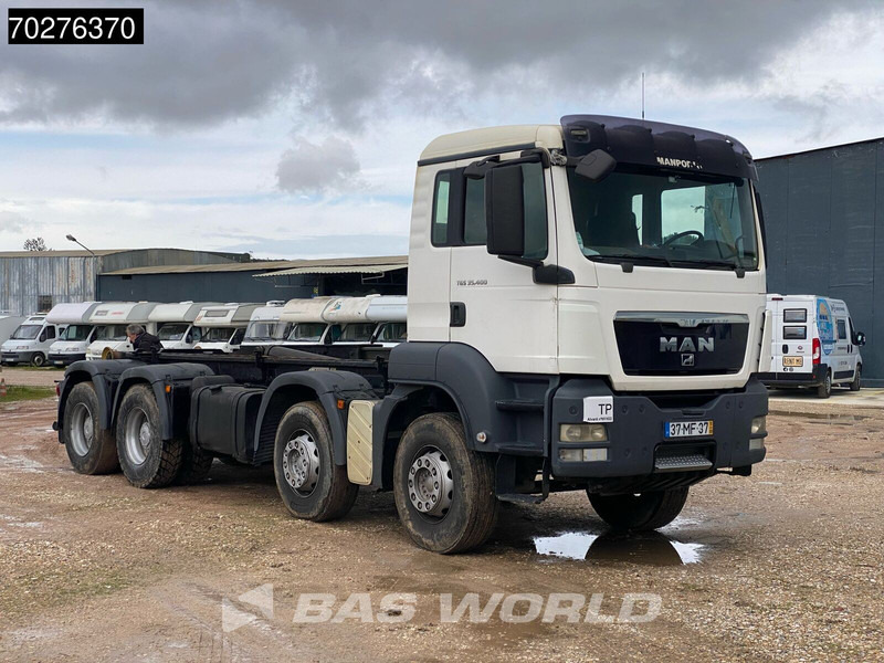 MAN TGS 35.400 8X4 Manual Retarder Big-Axle Steelsuspension Euro 5 - Pacēlājs ar āķi: foto 3 MAN TGS 35.400 8X4 Manual Retarder Big-Axle Steelsuspension Euro 5 - Pacēlājs ar āķi: foto 3