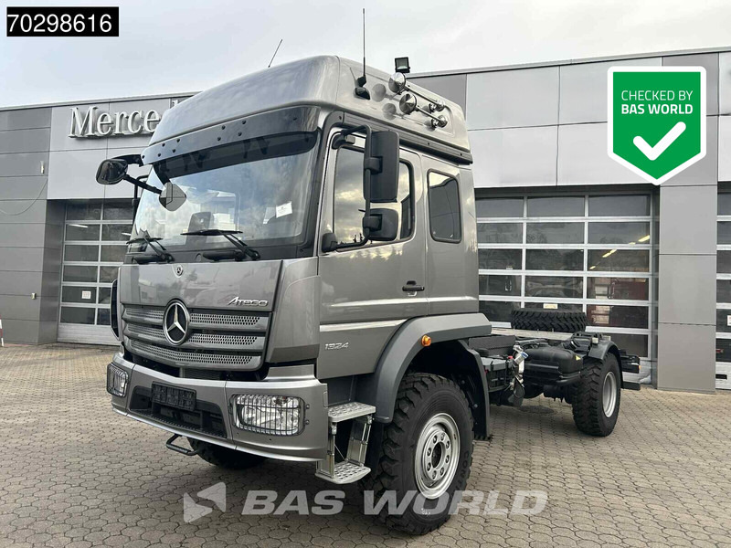 Mercedes-Benz Atego 1324 4X4 NEW 4x4 chassis Automatic Steelsuspension Euro 6 - Šasija kravas automašīna: foto 1 Mercedes-Benz Atego 1324 4X4 NEW 4x4 chassis Automatic Steelsuspension Euro 6 - Šasija kravas automašīna: foto 1
