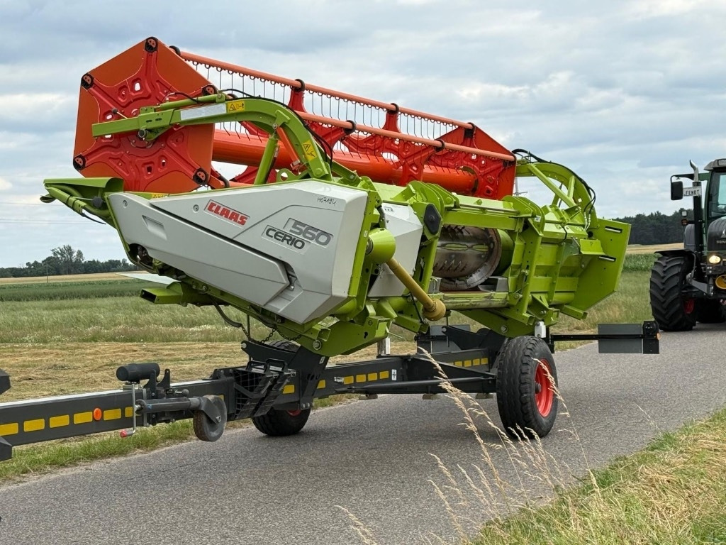 Claas 560 Cerio - Kombainu papildaprīkojums: foto 3 Claas 560 Cerio - Kombainu papildaprīkojums: foto 3