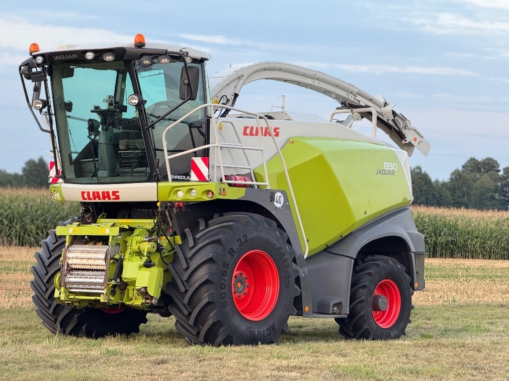 Claas Jaguar 850 Allrad + Kemper 360 PLUS - Lopbarības kombains: foto 1 Claas Jaguar 850 Allrad + Kemper 360 PLUS - Lopbarības kombains: foto 1