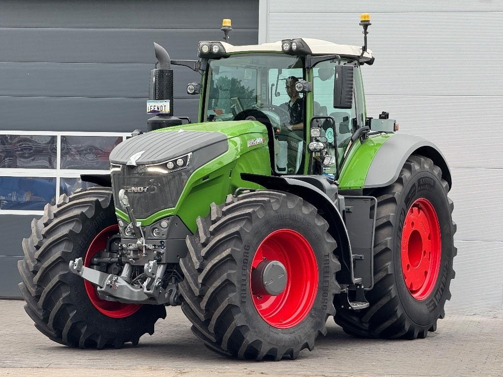 Fendt 1050 - Traktors: foto 1 Fendt 1050 - Traktors: foto 1