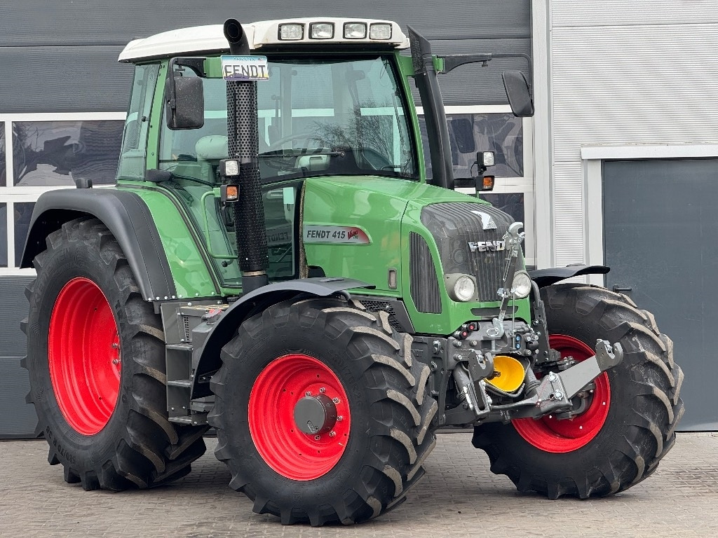 Fendt 415 Vario TMS - Traktors: foto 2 Fendt 415 Vario TMS - Traktors: foto 2