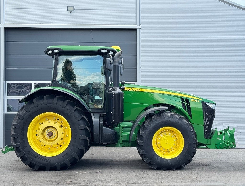 John Deere 8310 R - Traktors: foto 5 John Deere 8310 R - Traktors: foto 5