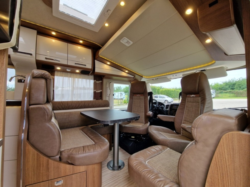 Carthago C-Tourer I 144 QB - Integrēts kemperis: foto 4 Carthago C-Tourer I 144 QB - Integrēts kemperis: foto 4