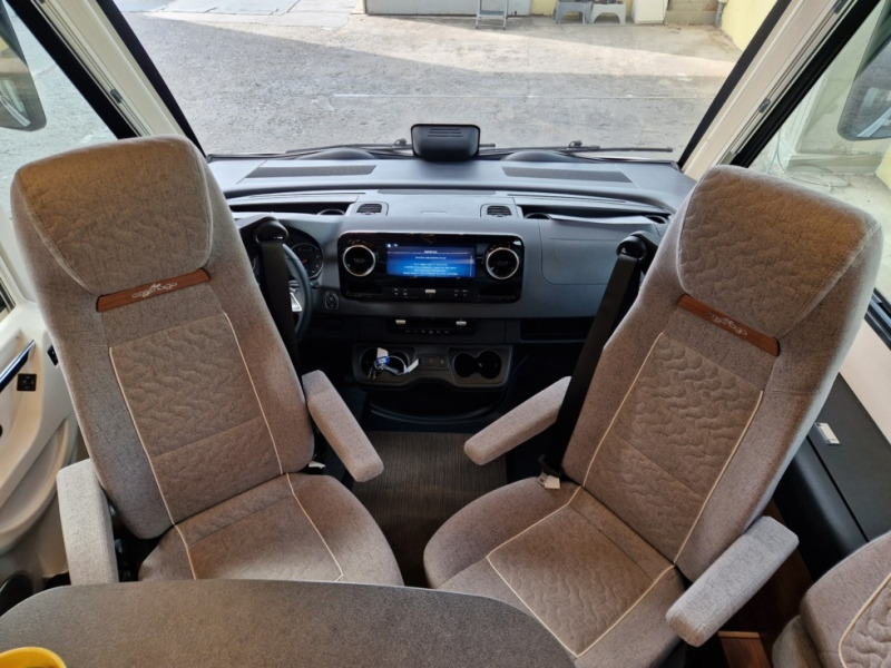 Carthago Carthago C2 Tourer I Mercedes 145 RB-LE - Integrēts kemperis: foto 5 Carthago Carthago C2 Tourer I Mercedes 145 RB-LE - Integrēts kemperis: foto 5