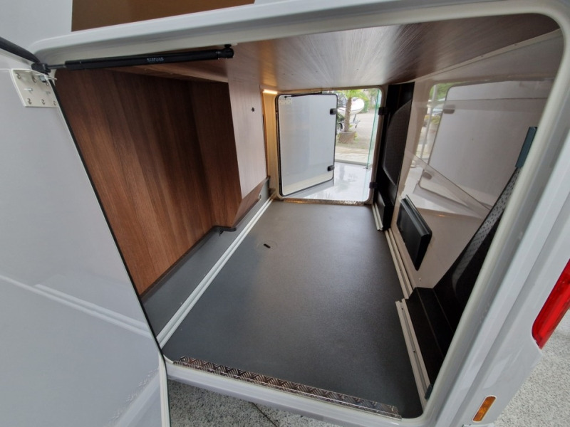 Jaunā Integrēts kemperis Carthago Carthago C2 Tourer I Mercedes 145 RB-LE: foto 14