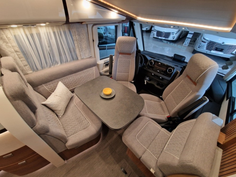 Jaunā Integrēts kemperis Carthago Carthago C2 Tourer I Mercedes 145 RB-LE: foto 6