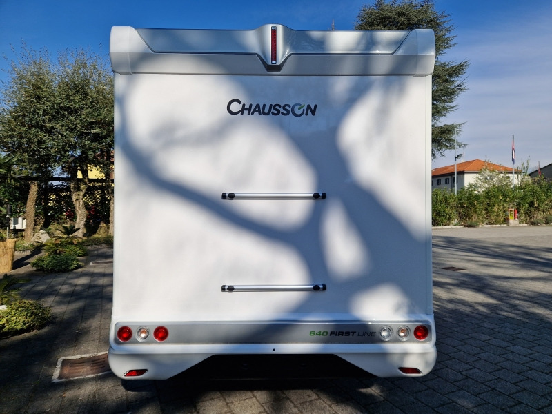 Chausson 640 First Line Ford - Daļēji integrētais kemperis: foto 3 Chausson 640 First Line Ford - Daļēji integrētais kemperis: foto 3