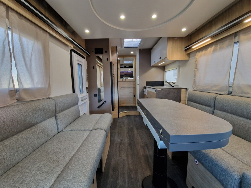 Jaunā Daļēji integrētais kemperis Chausson 640 First Line Ford: foto 12 Jaunā Daļēji integrētais kemperis Chausson 640 First Line Ford: foto 12