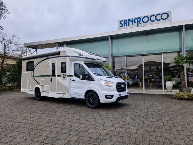 Chausson 788 Titanium Ultimate Ford M24 - Daļēji integrētais kemperis: foto 1 Chausson 788 Titanium Ultimate Ford M24 - Daļēji integrētais kemperis: foto 1