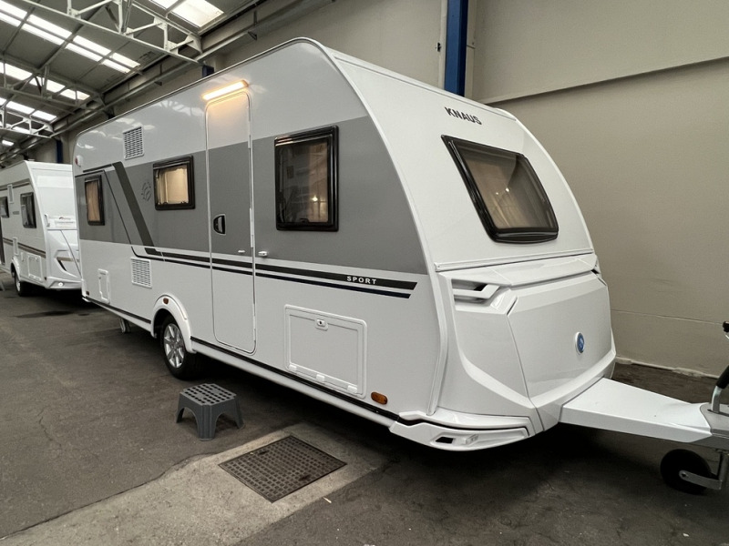 Dzīvojamais treileris Knaus Sport 500 KD: foto 1