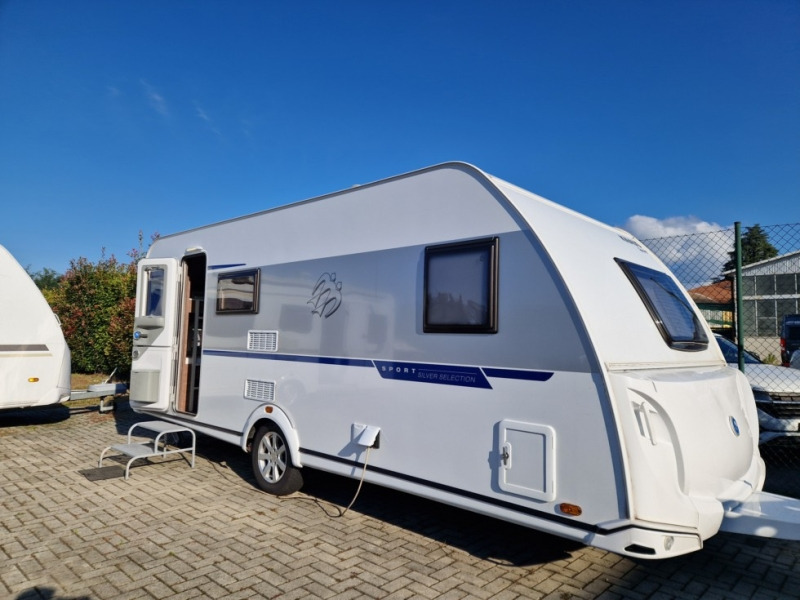 Knaus Sport 550 FSK - Dzīvojamais treileris: foto 1 Knaus Sport 550 FSK - Dzīvojamais treileris: foto 1