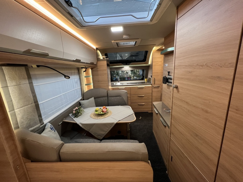 Jaunā Dzīvojamais treileris Knaus Sudwind 500 PF 60° Years: foto 8