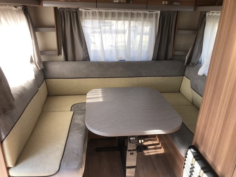 WEINSBERG CARAONE 480 EU - Dzīvojamais treileris: foto 3 WEINSBERG CARAONE 480 EU - Dzīvojamais treileris: foto 3