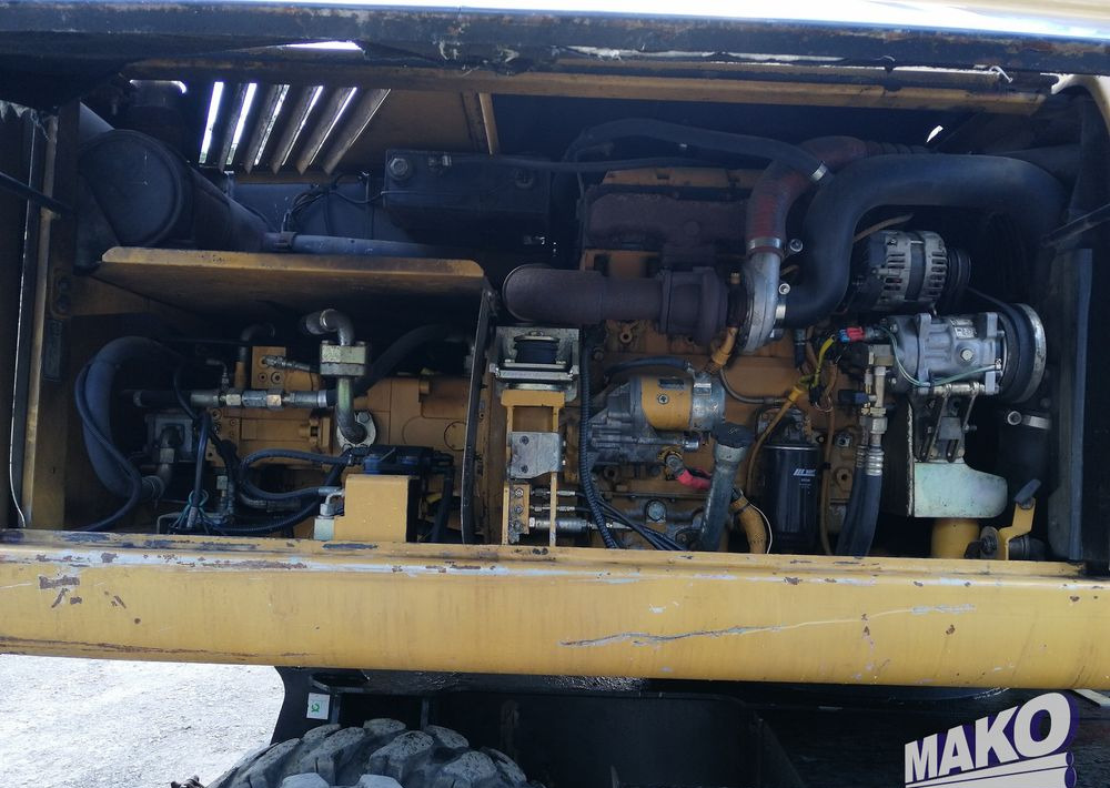 Riteņu ekskavators Caterpillar M315 C: foto 8