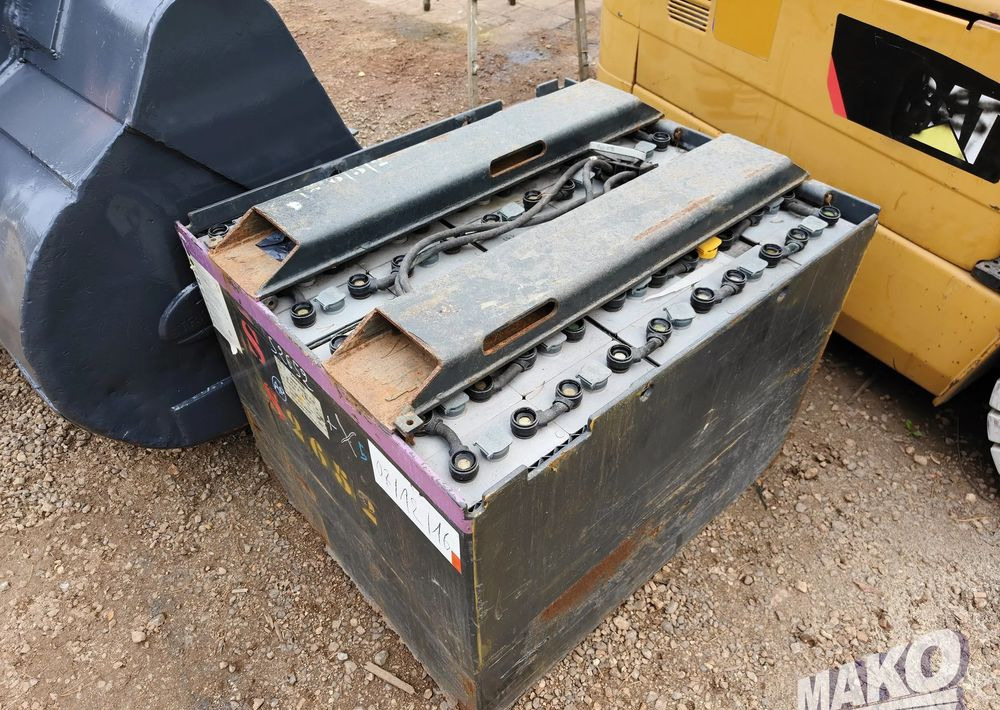 Caterpillar EP35K-PAC - Citas iekārtas: foto 5 Caterpillar EP35K-PAC - Citas iekārtas: foto 5