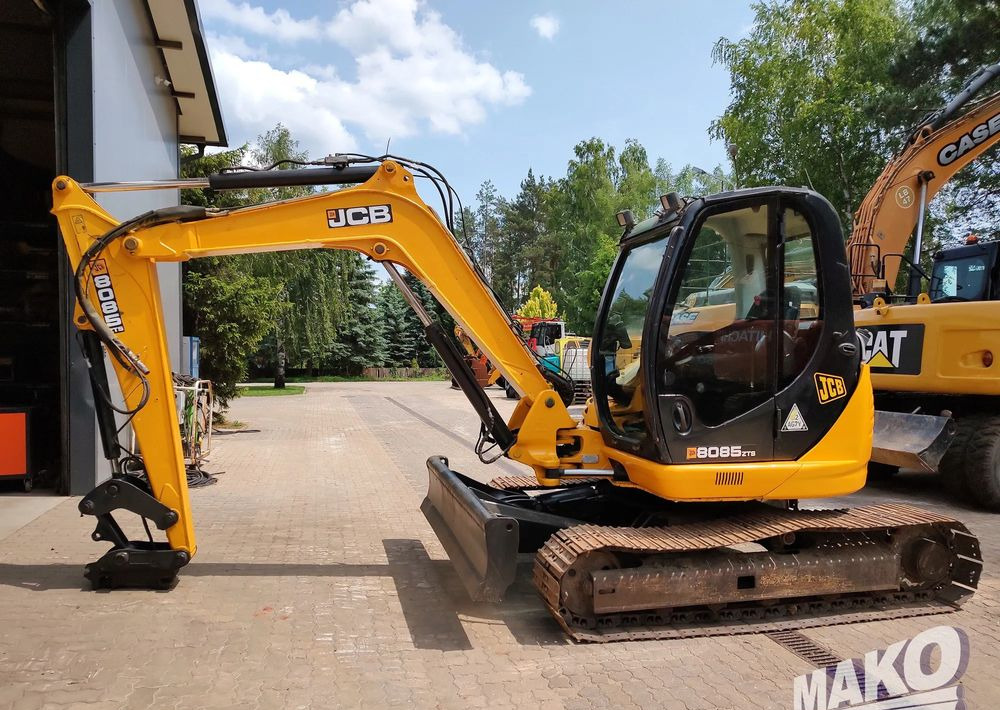 JCB 8085 ZTS - Kāpurķēžu ekskavators: foto 1 JCB 8085 ZTS - Kāpurķēžu ekskavators: foto 1