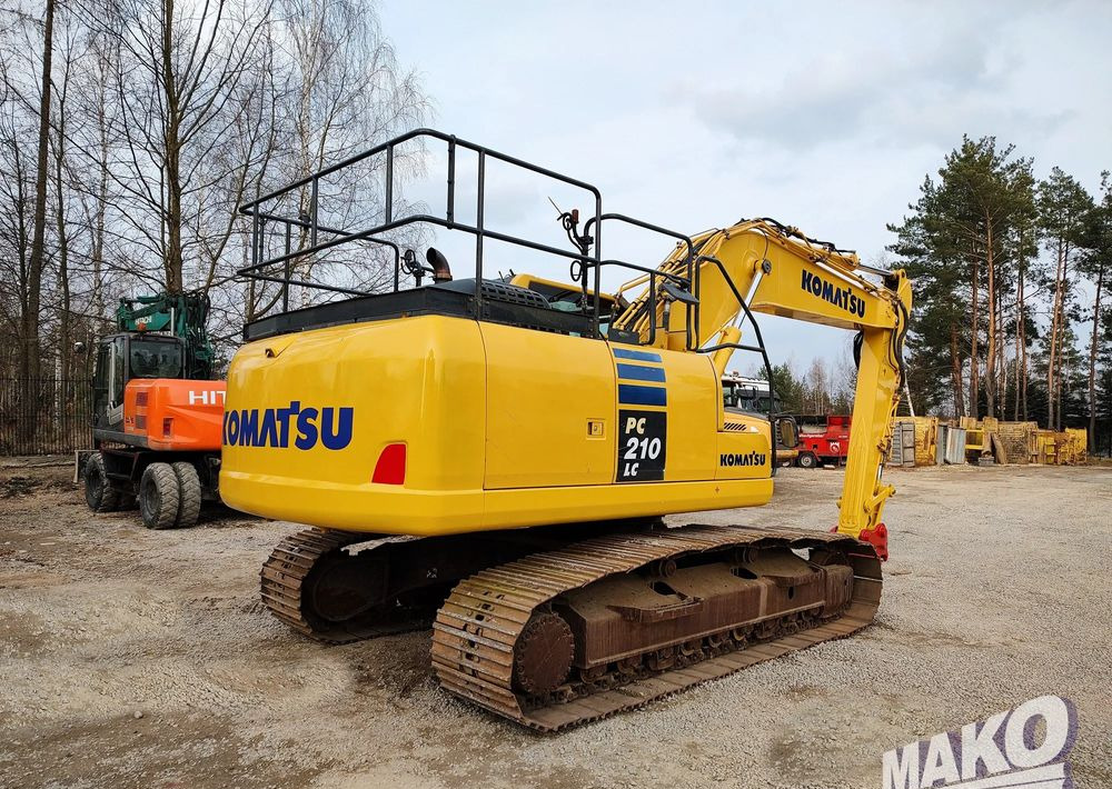Komatsu PC210 LC-10 - Kāpurķēžu ekskavators: foto 5 Komatsu PC210 LC-10 - Kāpurķēžu ekskavators: foto 5