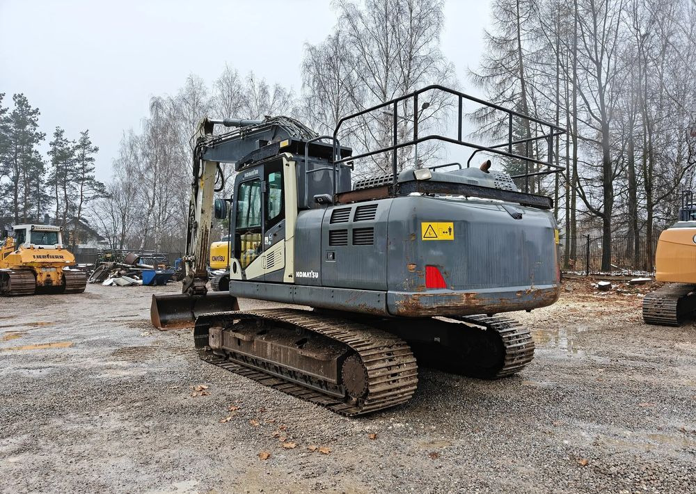 Komatsu PC210LC-11 - Kāpurķēžu ekskavators: foto 3 Komatsu PC210LC-11 - Kāpurķēžu ekskavators: foto 3
