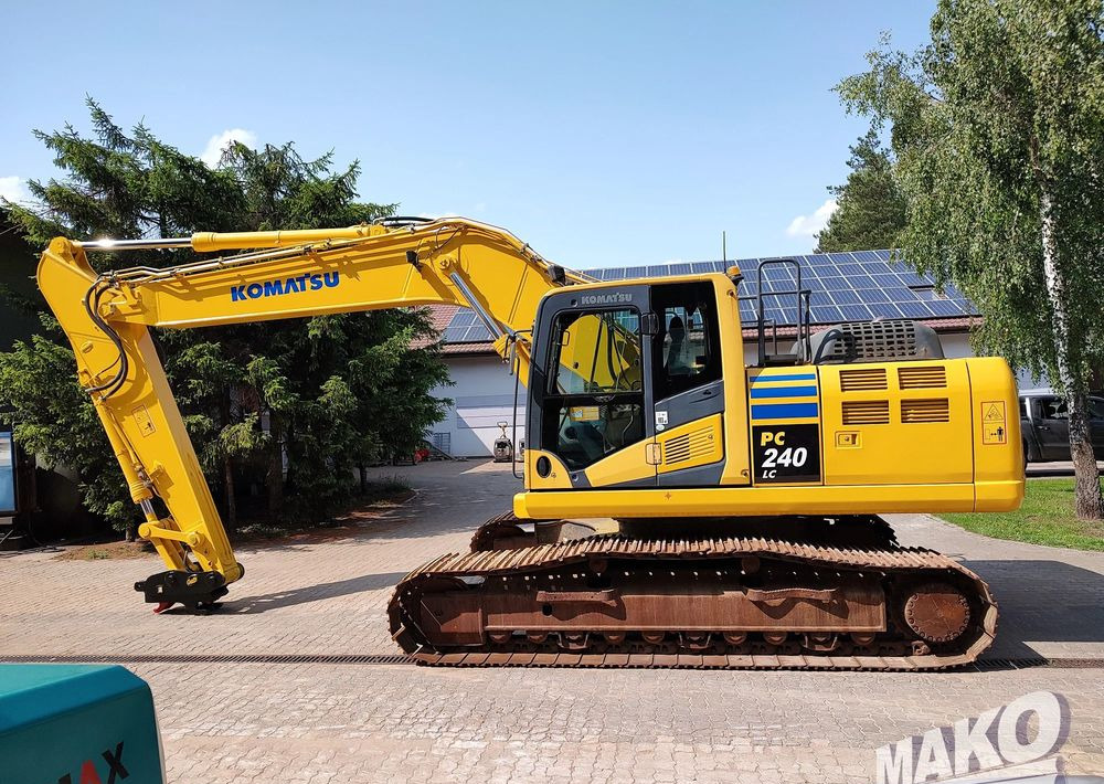 Komatsu PC240 LC-10 - Kāpurķēžu ekskavators: foto 3 Komatsu PC240 LC-10 - Kāpurķēžu ekskavators: foto 3