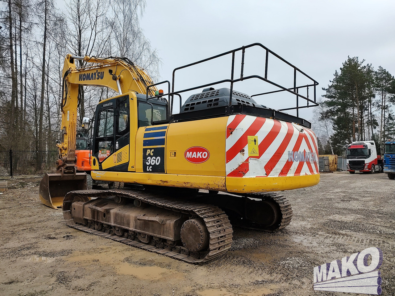 Komatsu PC360 LC-11 - Kāpurķēžu ekskavators: foto 2 Komatsu PC360 LC-11 - Kāpurķēžu ekskavators: foto 2