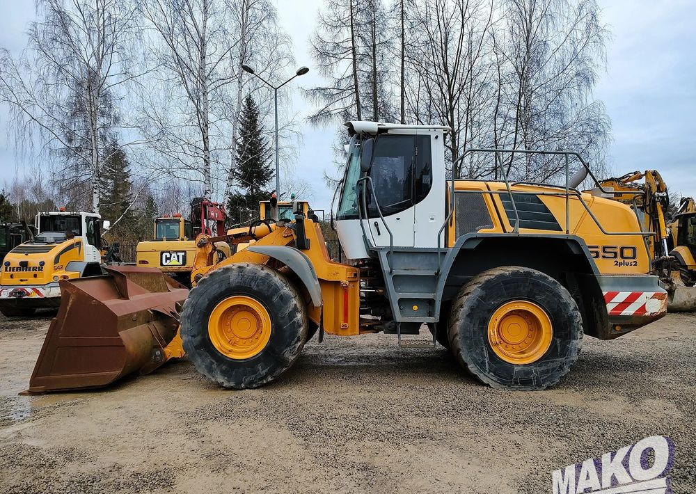 Liebherr L550 - Riteņu iekrāvējs: foto 2 Liebherr L550 - Riteņu iekrāvējs: foto 2