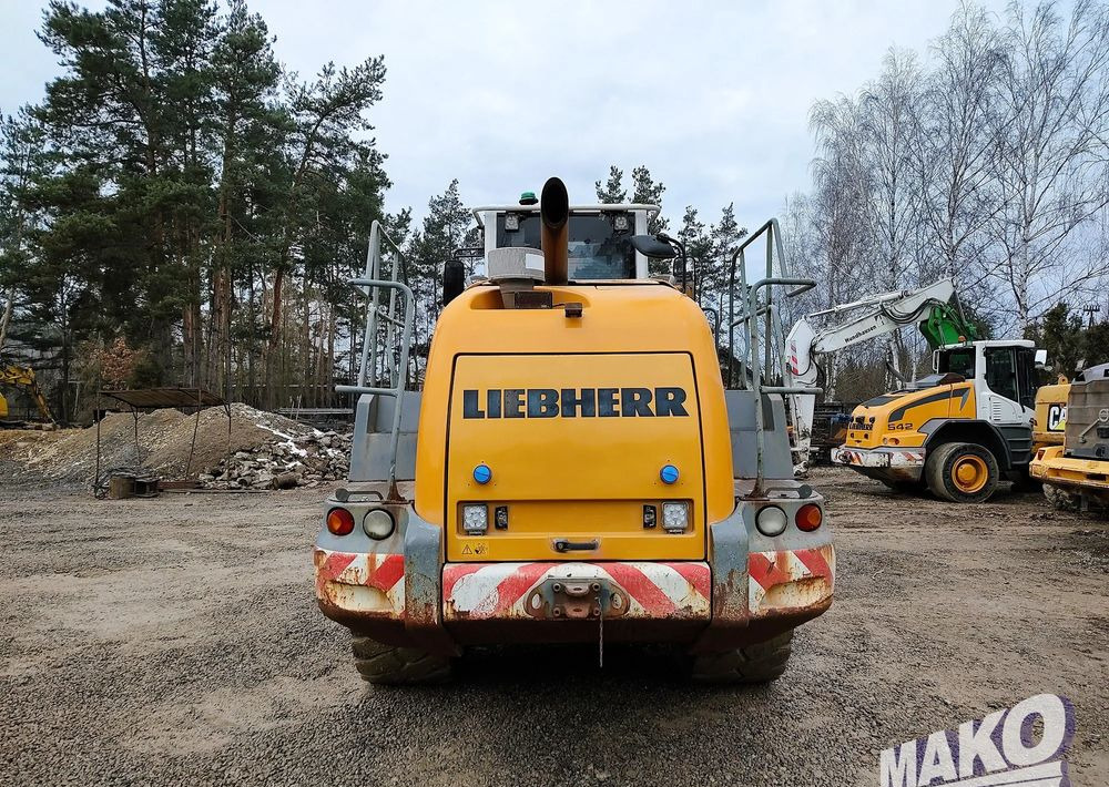 Liebherr L550 - Riteņu iekrāvējs: foto 4 Liebherr L550 - Riteņu iekrāvējs: foto 4