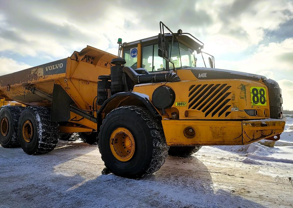 Volvo A40E - Bezceļu pašizgāzējs: foto 1 Volvo A40E - Bezceļu pašizgāzējs: foto 1