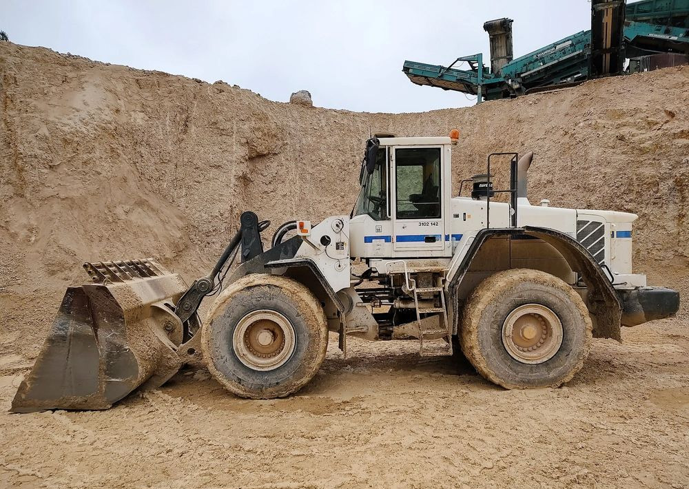 Volvo L180E - Riteņu iekrāvējs: foto 2 Volvo L180E - Riteņu iekrāvējs: foto 2