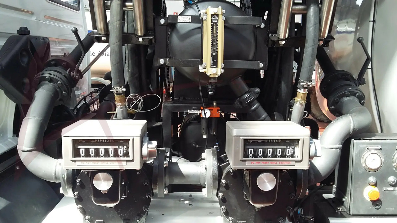 AVGAS B-100 - Autocisterna: foto 4 AVGAS B-100 - Autocisterna: foto 4