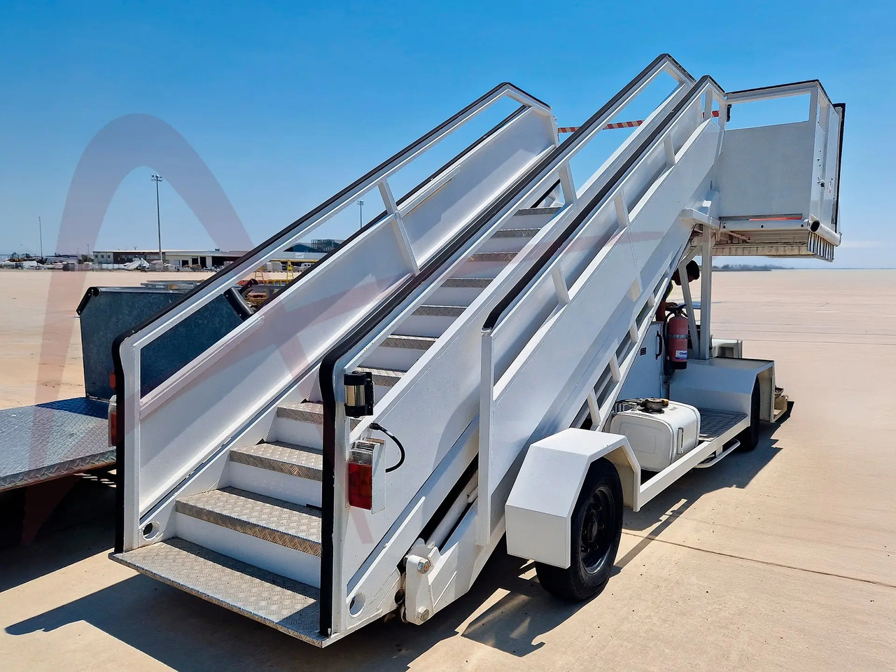 EINSA EDA-18425 - Pasažieru kāpnes: foto 3 EINSA EDA-18425 - Pasažieru kāpnes: foto 3