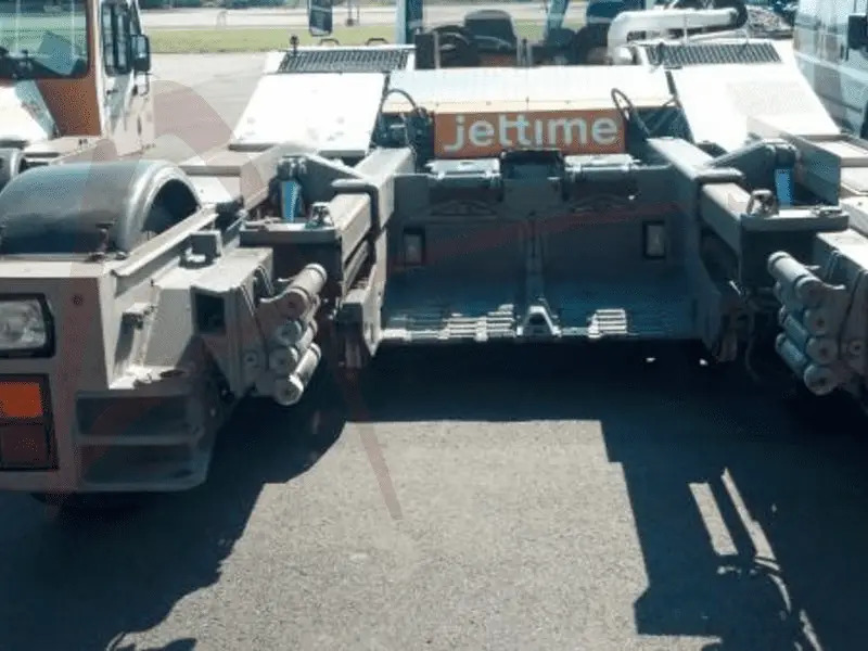 GOLDHOFER AST-2 - Lidmašīnu vilcējs: foto 1 GOLDHOFER AST-2 - Lidmašīnu vilcējs: foto 1