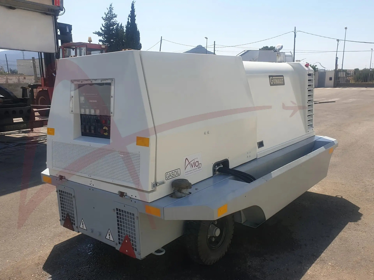 GUINAULT GA120V18D2100 - Virszemes elektrobarošanas avots: foto 4 GUINAULT GA120V18D2100 - Virszemes elektrobarošanas avots: foto 4