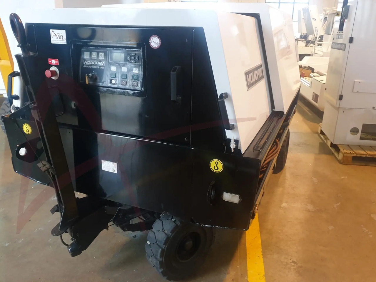 HOUCHIN 490-90 - Virszemes elektrobarošanas avots: foto 2 HOUCHIN 490-90 - Virszemes elektrobarošanas avots: foto 2