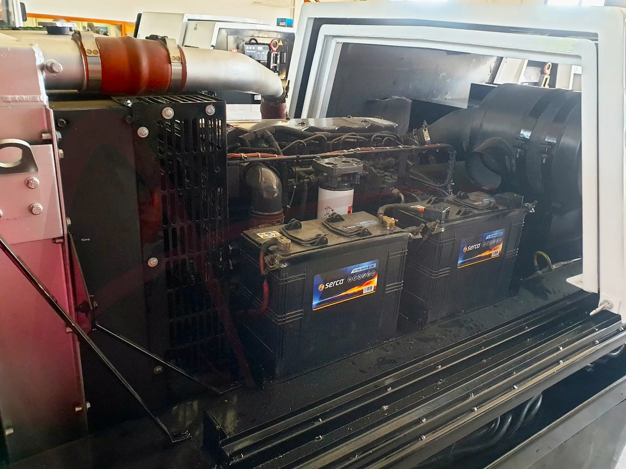 HOUCHIN C690-140 - Virszemes elektrobarošanas avots: foto 3 HOUCHIN C690-140 - Virszemes elektrobarošanas avots: foto 3