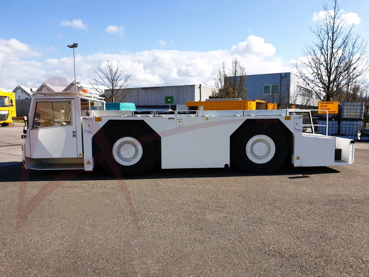 SCHOPF F396 - Lidmašīnu vilcējs: foto 4 SCHOPF F396 - Lidmašīnu vilcējs: foto 4