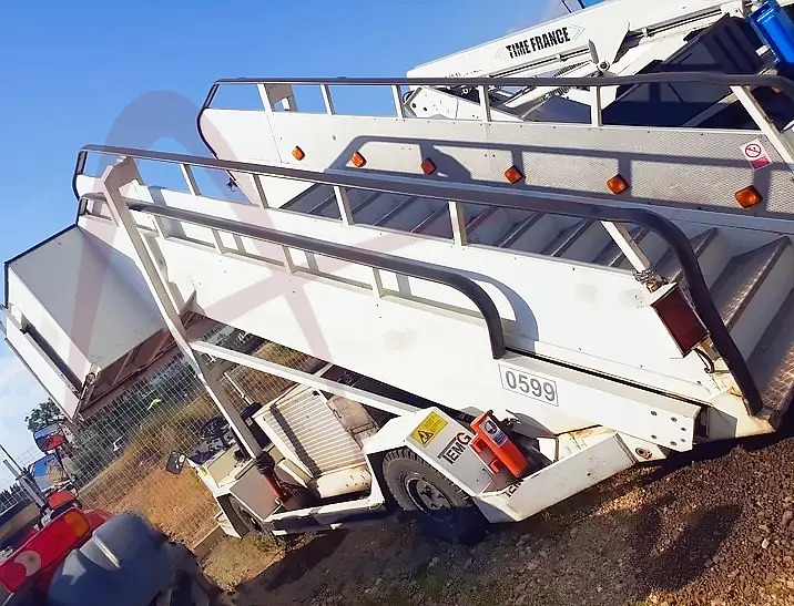 TEMG TG2244 - Pasažieru kāpnes: foto 3 TEMG TG2244 - Pasažieru kāpnes: foto 3