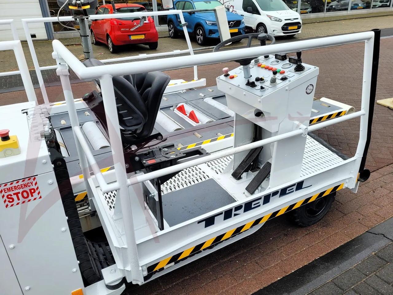 TREPEL CCL35/35 - Konteineru/ Palešu iekrāvējs: foto 4 TREPEL CCL35/35 - Konteineru/ Palešu iekrāvējs: foto 4