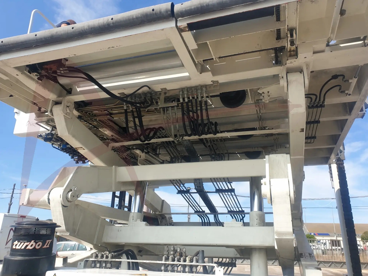 TREPEL CHAMP 140 - Konteineru/ Palešu iekrāvējs: foto 4 TREPEL CHAMP 140 - Konteineru/ Palešu iekrāvējs: foto 4