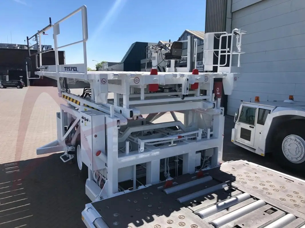 TREPEL CHAMP 200 - Konteineru/ Palešu iekrāvējs: foto 2 TREPEL CHAMP 200 - Konteineru/ Palešu iekrāvējs: foto 2