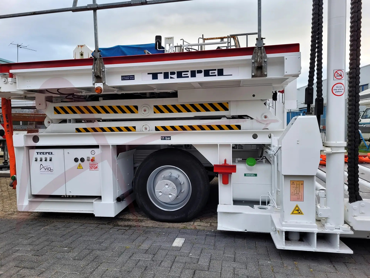 TREPEL CHAMP 70U - Konteineru/ Palešu iekrāvējs: foto 4 TREPEL CHAMP 70U - Konteineru/ Palešu iekrāvējs: foto 4