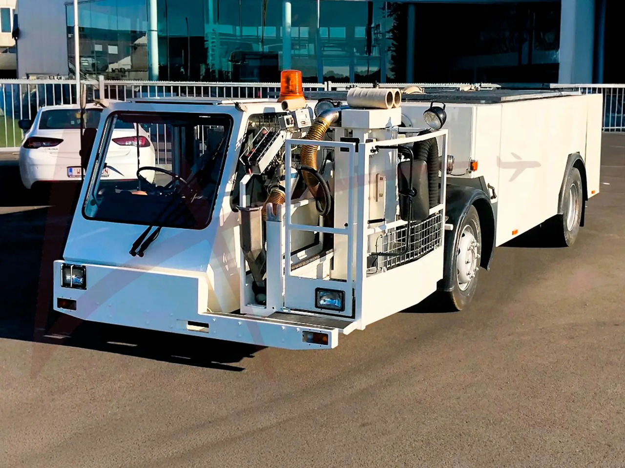 VESTERGAARD TSU-F - Tualešu apkalpošanas iekārta: foto 1 VESTERGAARD TSU-F - Tualešu apkalpošanas iekārta: foto 1