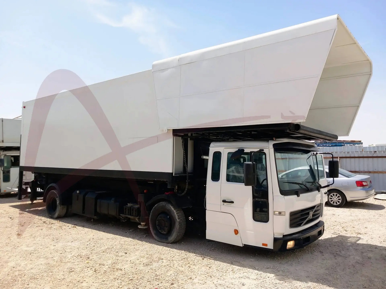 Pārtikas piegādāšanas transportlīdzeklis VOLVO AEROLIFT-B-VO/F616H: foto 1