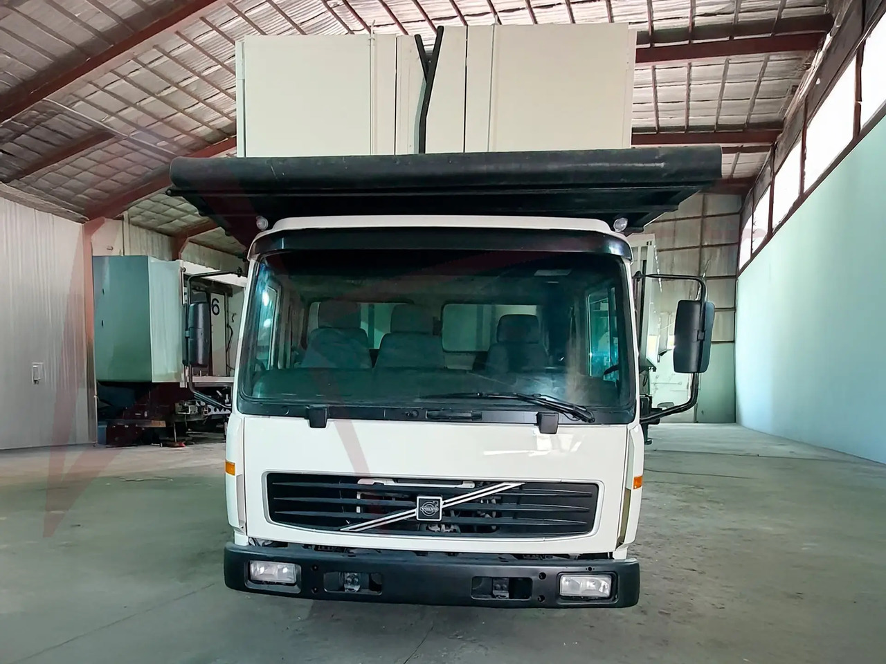 VOLVO AEROLIFT-B-VO/FL616H - Pārtikas piegādāšanas transportlīdzeklis: foto 4 VOLVO AEROLIFT-B-VO/FL616H - Pārtikas piegādāšanas transportlīdzeklis: foto 4