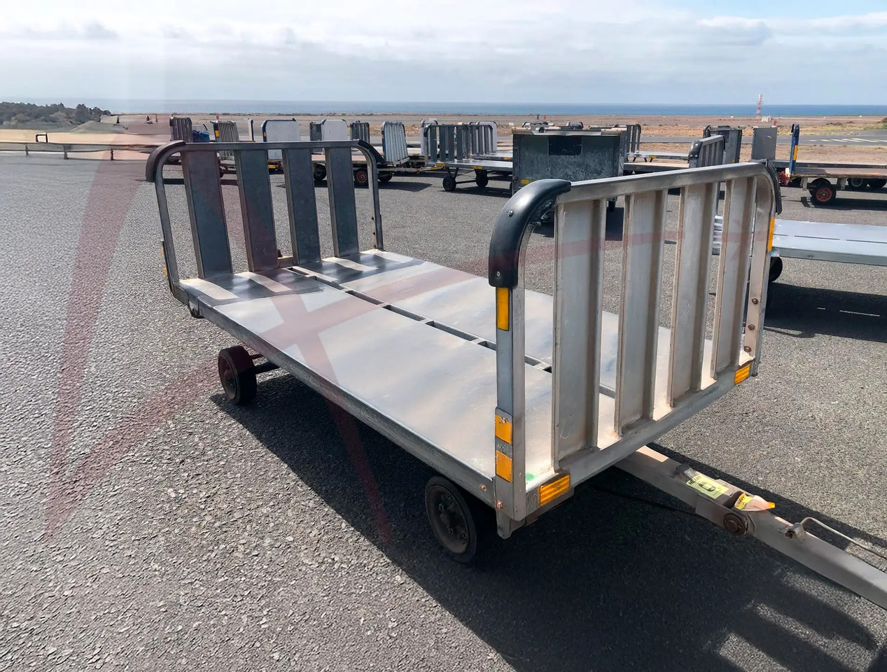 EINSA CE-2 - Zemes apkalpošanas iekārtas: foto 1 EINSA CE-2 - Zemes apkalpošanas iekārtas: foto 1