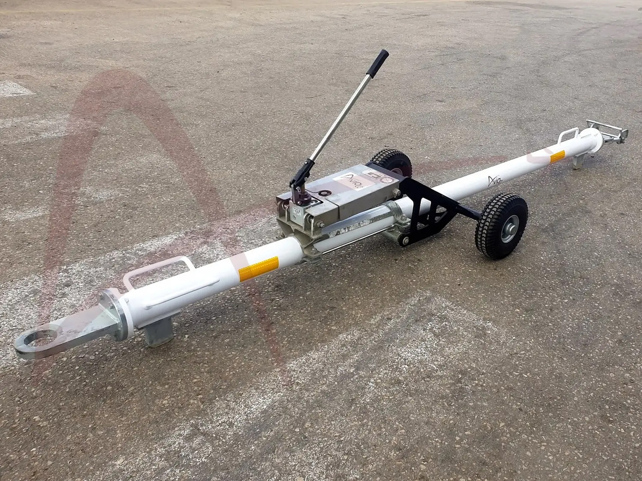 JMS J-TOW DASH8-4 - Zemes apkalpošanas iekārtas: foto 2 JMS J-TOW DASH8-4 - Zemes apkalpošanas iekārtas: foto 2