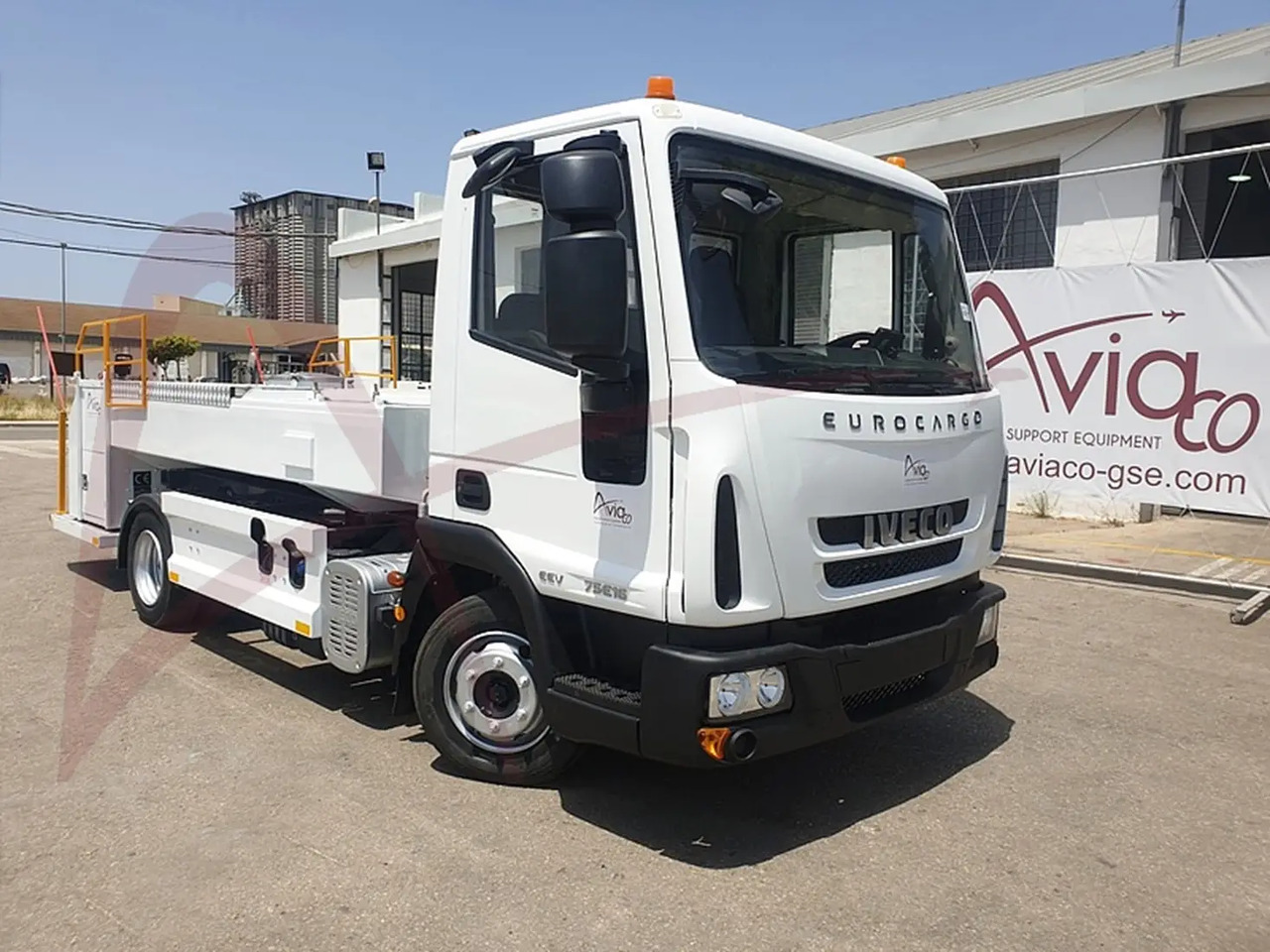 MALLAGHAN WSU 3000 - Zemes apkalpošanas iekārtas: foto 1 MALLAGHAN WSU 3000 - Zemes apkalpošanas iekārtas: foto 1