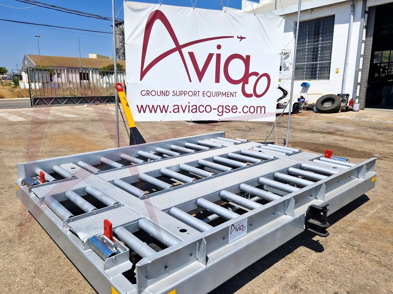 OWEN HOLLAND ACD70SD - Zemes apkalpošanas iekārtas: foto 3 OWEN HOLLAND ACD70SD - Zemes apkalpošanas iekārtas: foto 3